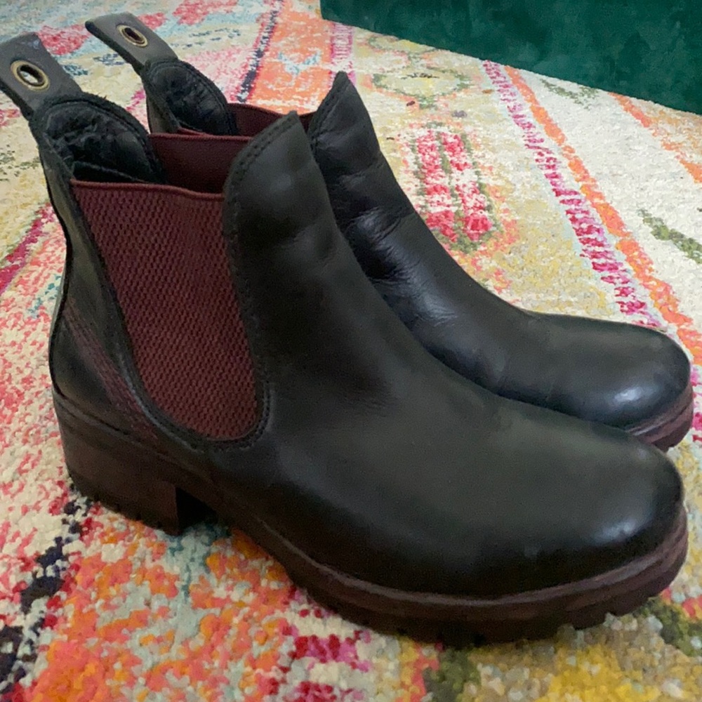 Bueno Florida Chelsea boot